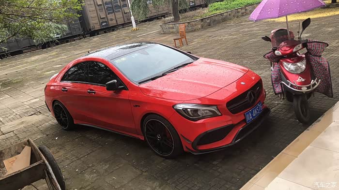 收奔驰cla最好红色