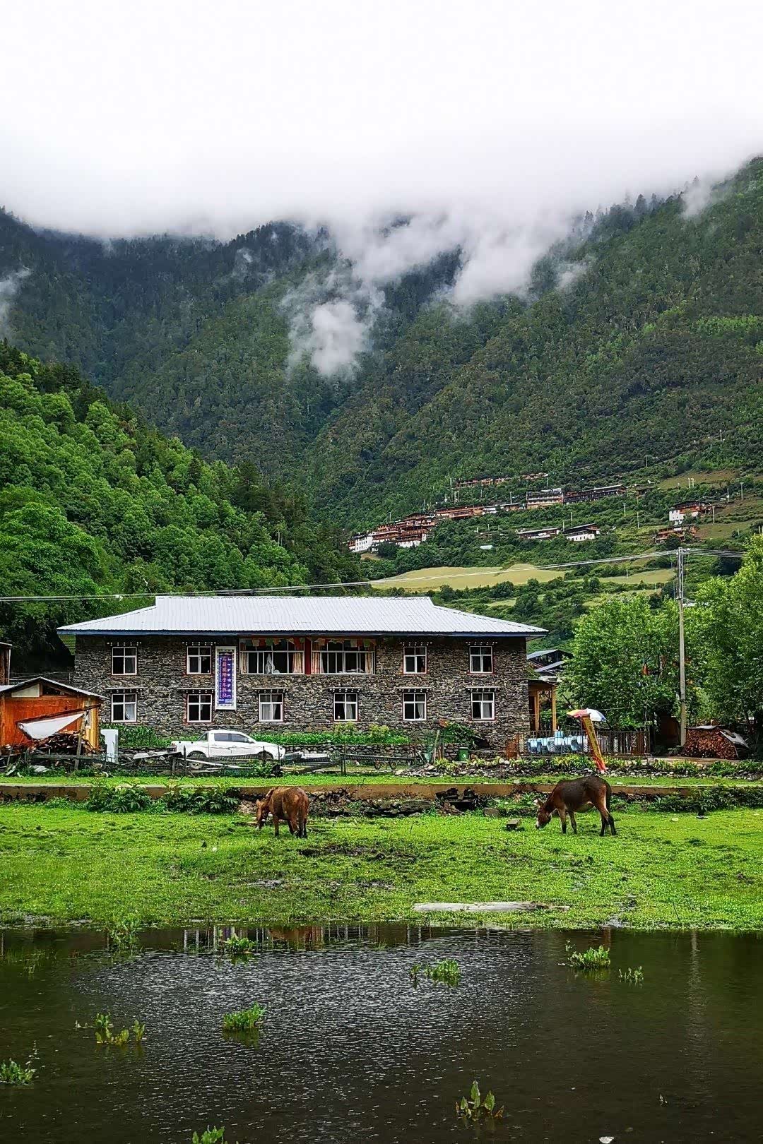云南雨崩村徒步爱好者的天堂