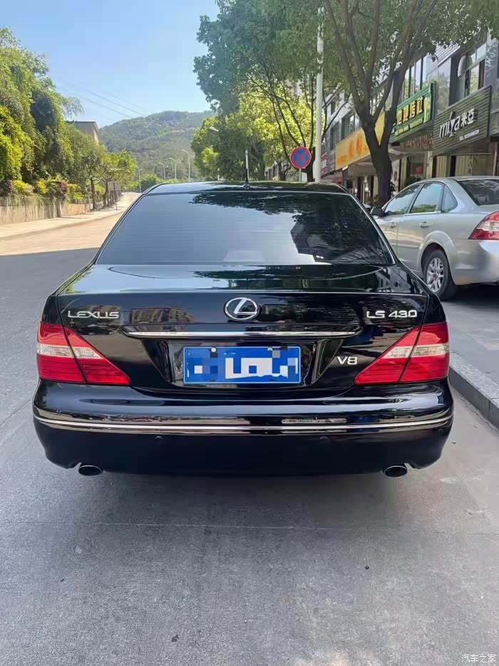 06年雷克萨斯ls430全车原版14万公里实表