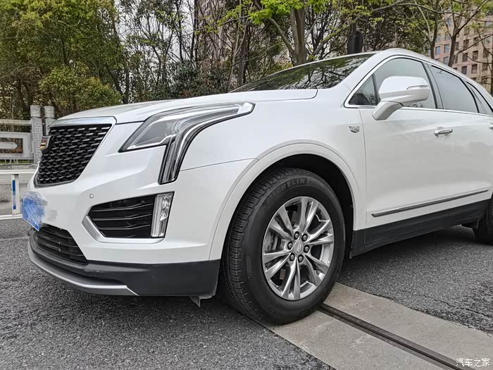 【图】白色的xt5挺好看_凯迪拉克xt5论坛_汽车之家论坛