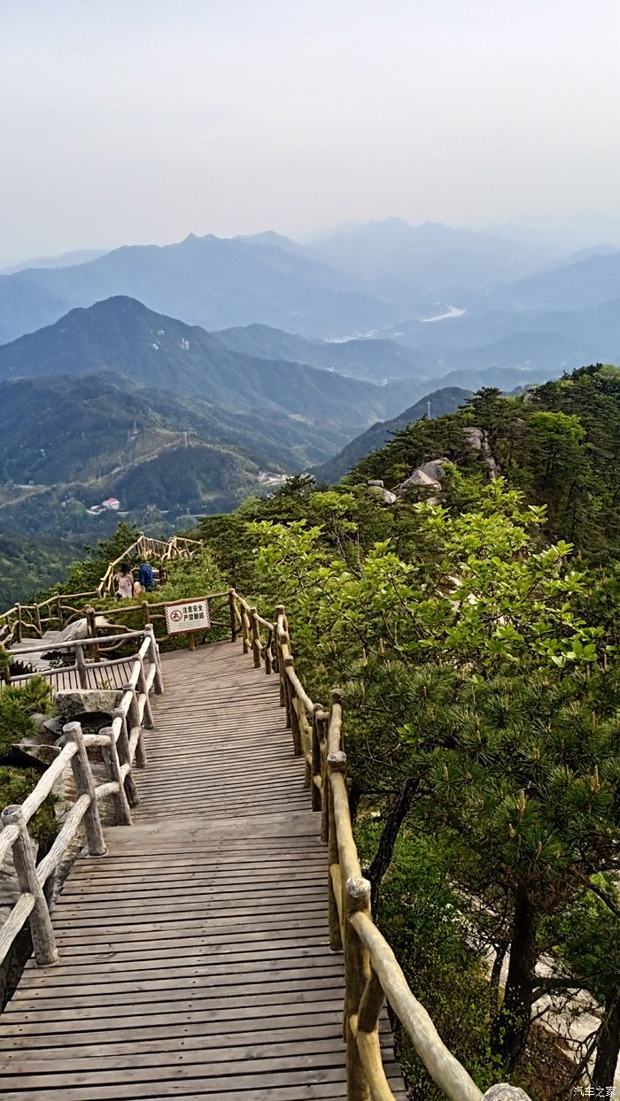 薄刀峰景区图片