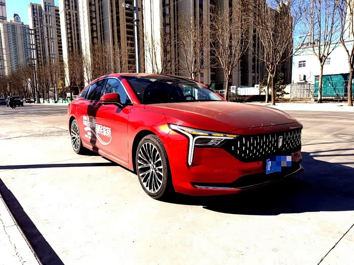 一见钟情红旗奔腾b70