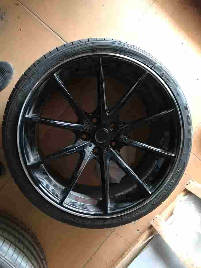 出套迈斯盾g25轮毂黑色,19寸,只落地20公里,不喜欢,换了