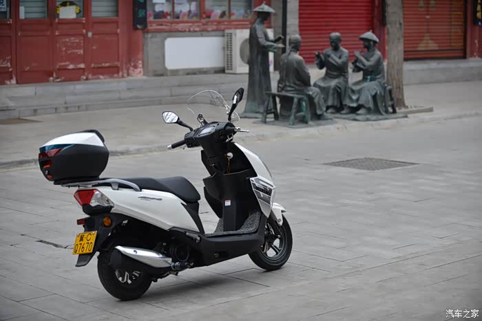 【图】铃木uy125t 女骑手写真大图_铃木摩托车论坛_汽车之家论坛