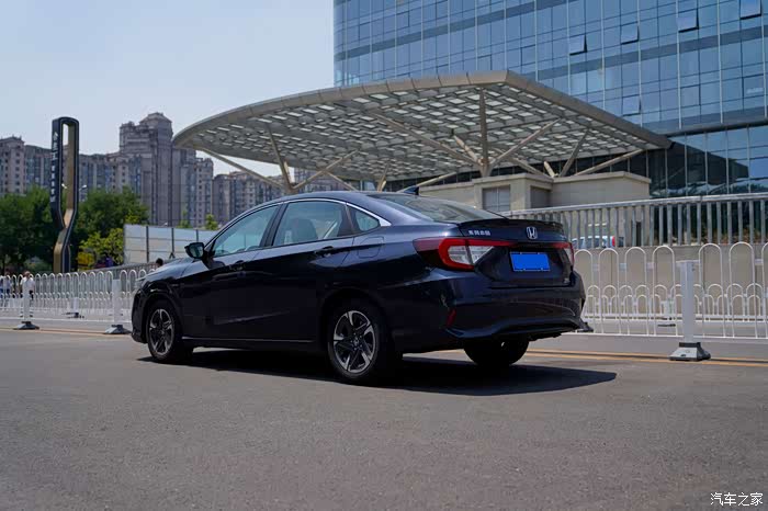 分享是种快乐暗金蓝顶配享域用车作业来一发