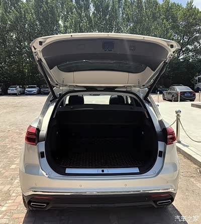 一见倾心,我与我的红旗hs5