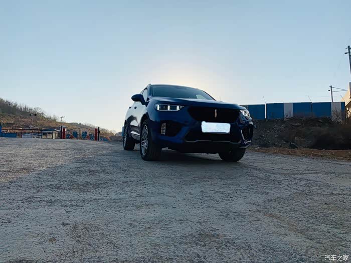 樱花盛开的季节长城魏派vv5你值得拥有