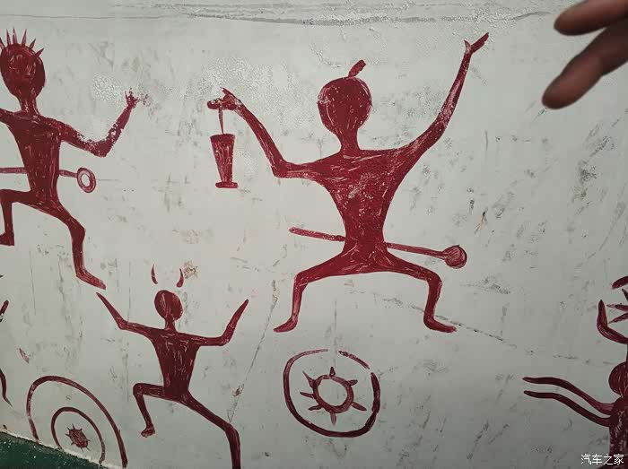 【广西帝豪gs车友会】国庆长假游世界非物质文化遗产--花山壁画