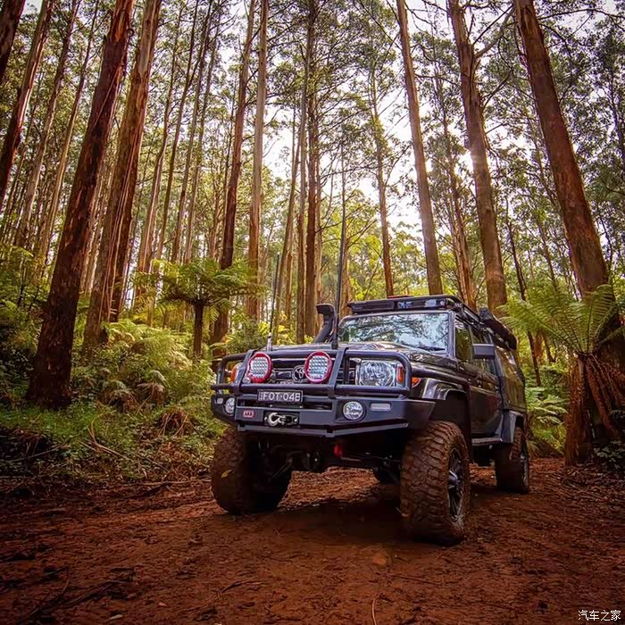 丰田lc79依旧是澳式改装风格长途穿越的神器