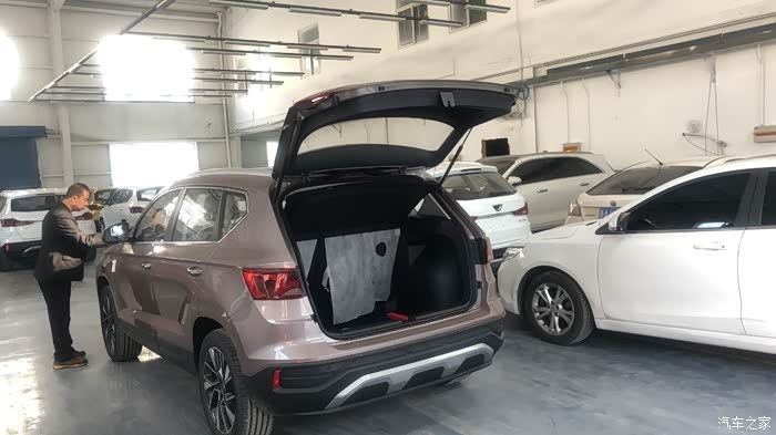 捷达vs5香薰灰实车