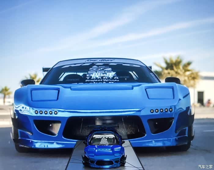 暑假show超靓的火箭兔nsx这个小车能闪瞎双眼