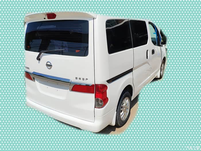 【图】出2012年8月手动200,白色精品无事故水泡_日产nv200论坛_汽车之