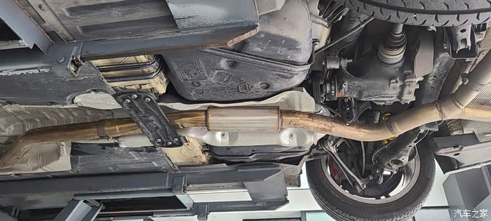 申精宝马320lif35底盘改装kwddc电调避震使用感受小记