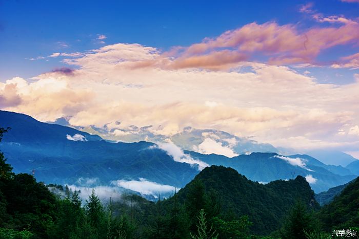 神秘之旅:2018年夏季的神農架之旅