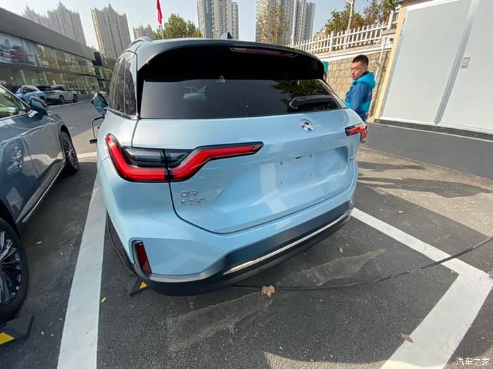 蔚来es6用车一个月感受.