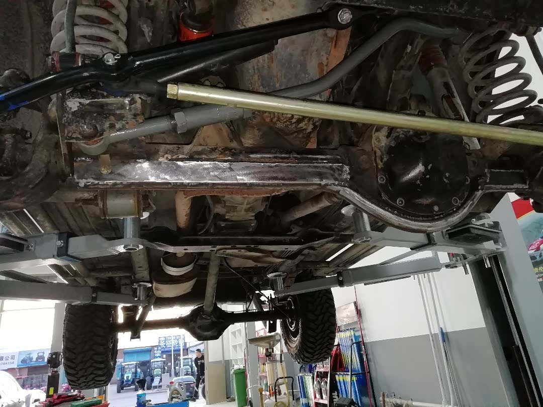 小切诺基前桥加固