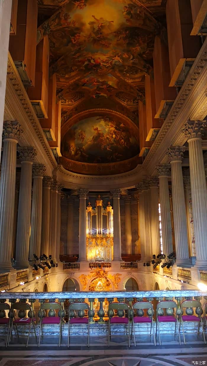 感受法式奢华的艺术殿堂探究路易十四的凡尔赛宫