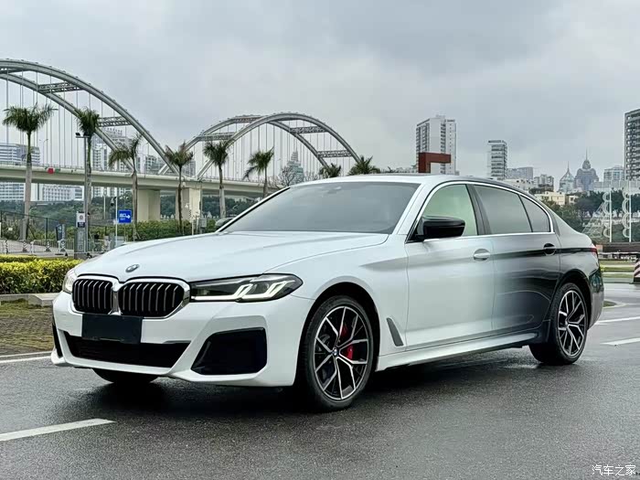 出售宝马5系2021款525lim运动套装2021年