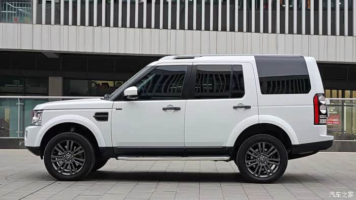 17年发现4 硬派越野 上山下河都是ok的 现在冰点价格 喜