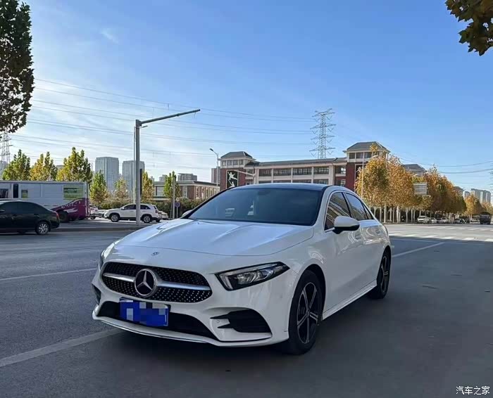 22年奔驰a200l配置到顶才跑18万公里原版原漆