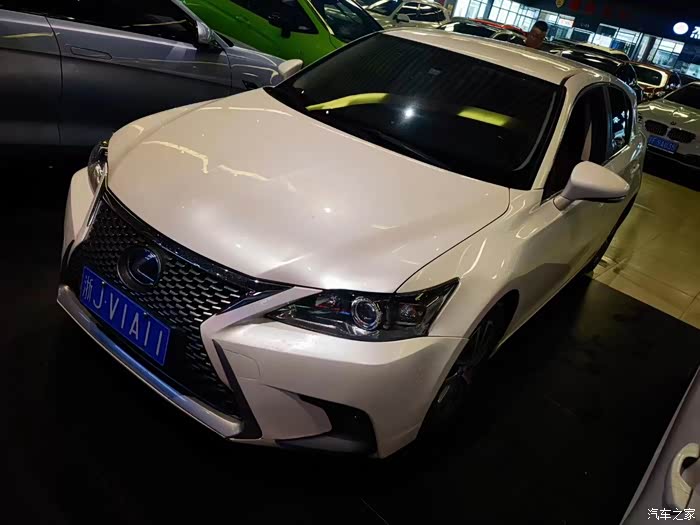 18年7我,雷克萨斯ct200h,一手车,7万公里,全车原版