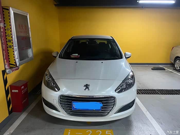 低价出售个人精品一手车车况很好手续齐全地点武汉贩子勿