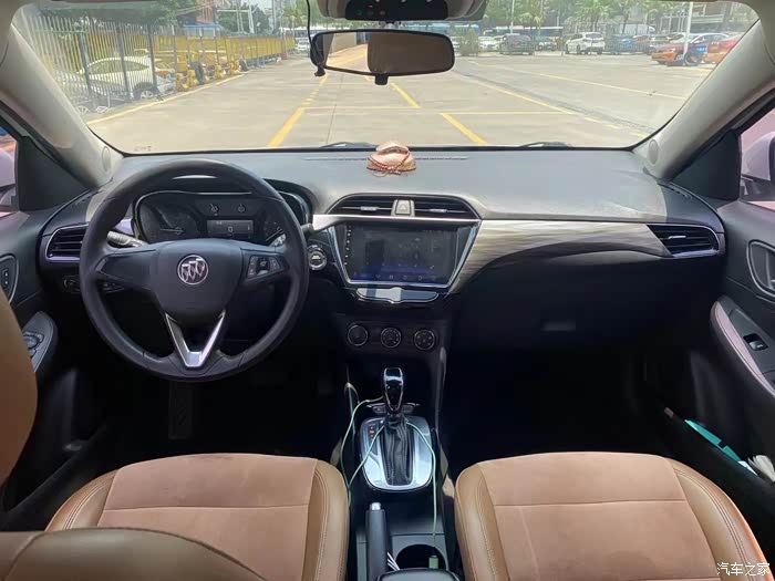 出售一台2019年2月新款别克凯越,自动天窗,超省油,车况精