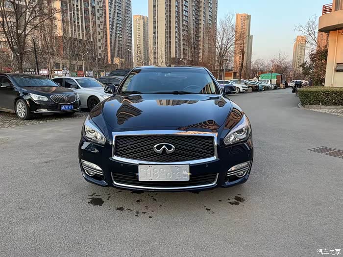 18年纯进口英菲尼迪q70l