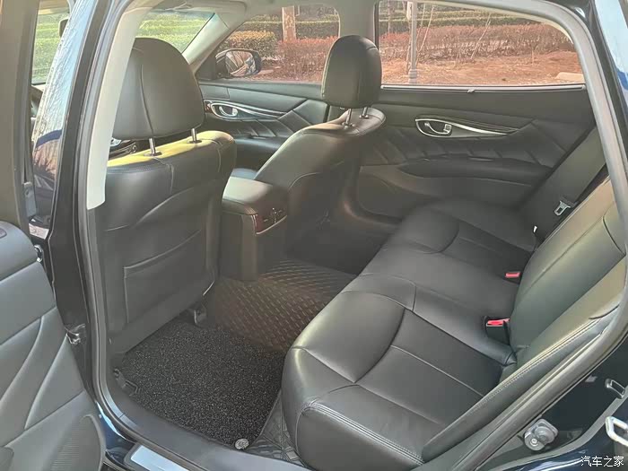 18年纯进口英菲尼迪q70l