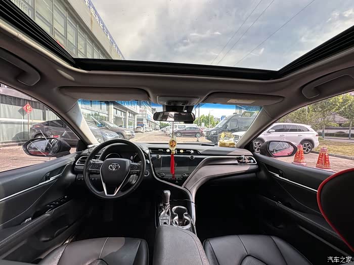 19年丰田凯美瑞 锋尚 行驶里程5万多公里 全车原