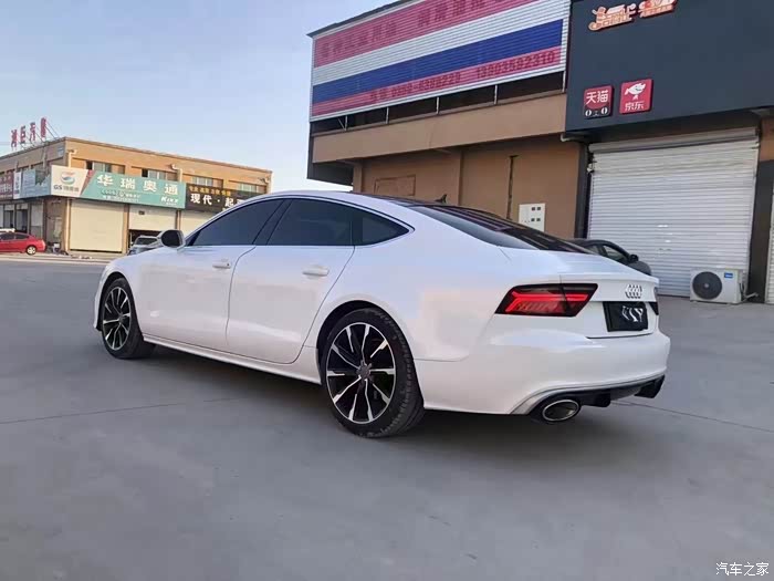 14款14年8月奥迪a7,35quattro技术型,2.8自