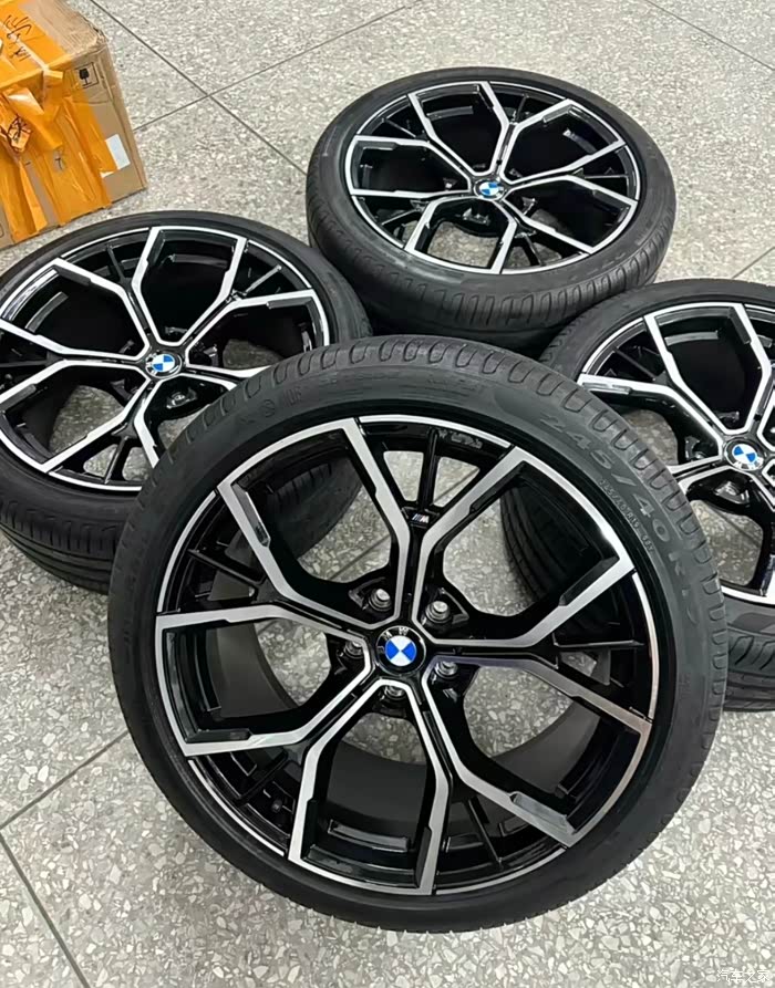 19寸宝马5系530花瓣轮毂原厂拆车轮毂带轮胎一套适