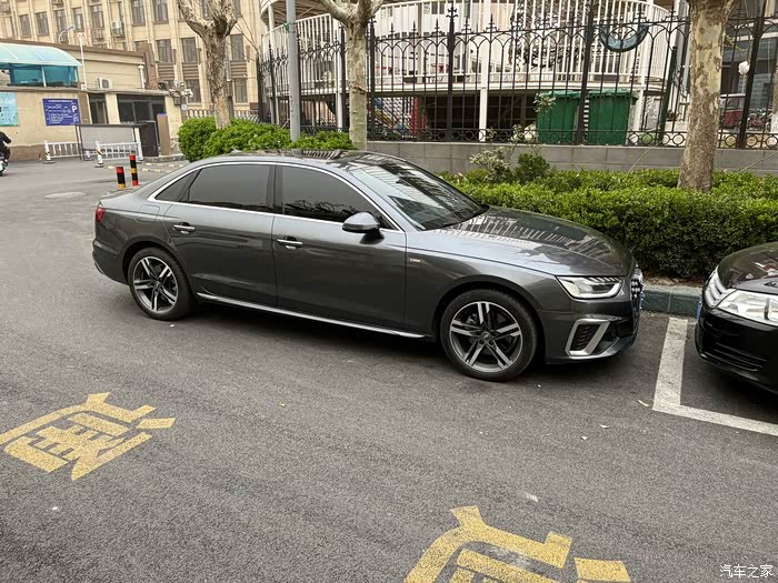 点击:>1|回复:>0奥迪a4l论坛>20款天云灰,21年1月挂牌,目前6.
