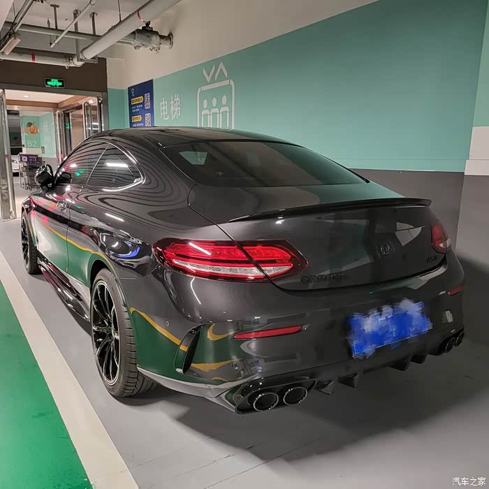 20款奔驰amgc43coupe轿跑车