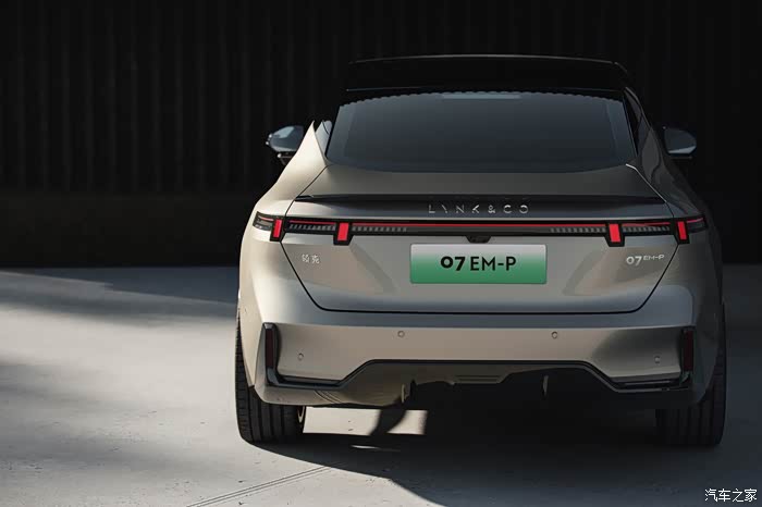 吉利领克07emp是一款集创新设计先进技术和卓越性能于一