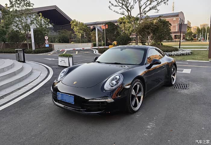 出991s市面还是很少见吧12年7月保时捷991s4