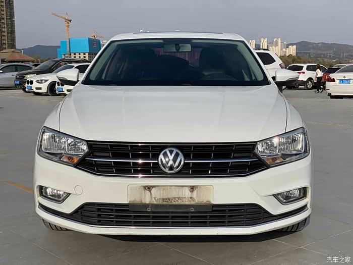 新到17年大众宝来14t两百万纪念版价格不高4个多