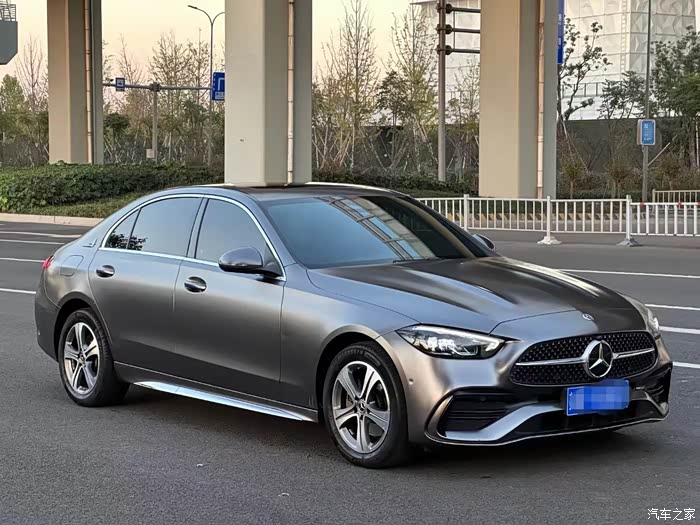 22年奔驰c200l竟然这个价