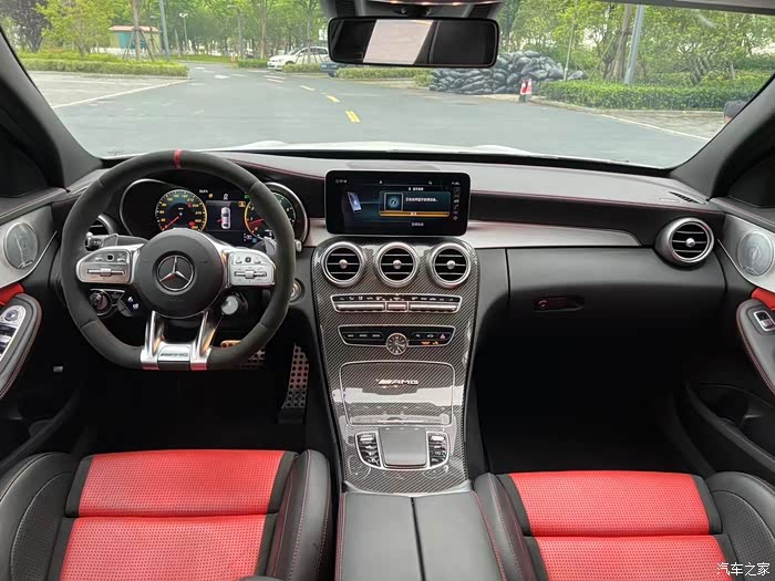 19款奔驰c63s 孤品价格冰点