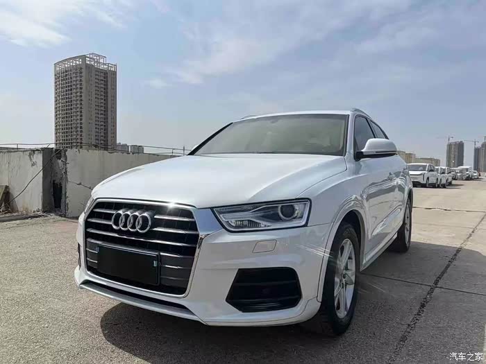 奥迪2018款q320tfsi30周年年型35t