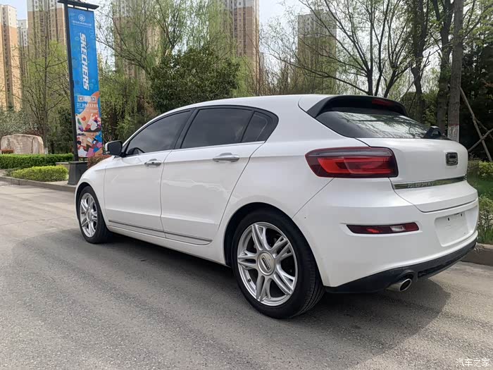 个人转让观3五门版顶配观致3两厢版五门至臻型顶配14年