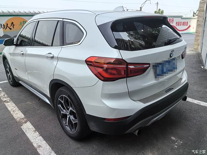 宝马x1指导价38.5万那款,2.0t四驱豪华型,192匹马