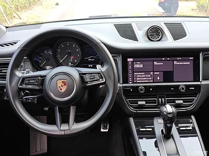 【图】22年上牌 云南首台黑武士选配保时捷macan 原版原漆 1_macan论