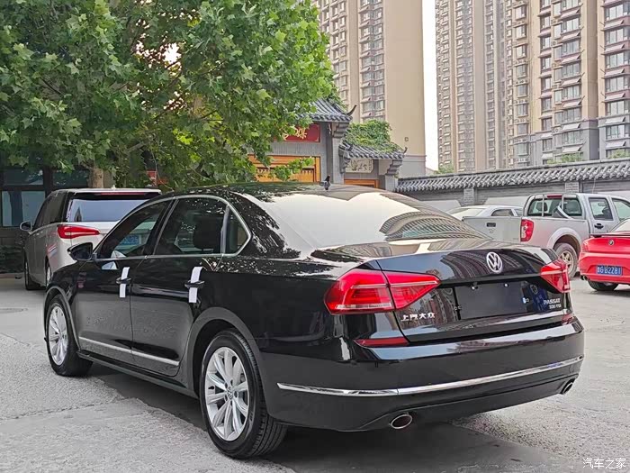19年上牌 大众帕萨特 1.8t高配 个人一手车 极品