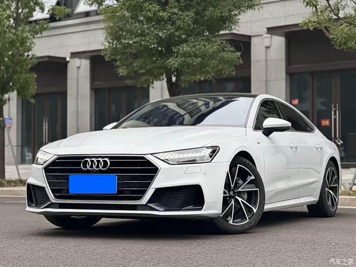 最新购入21年奥迪a7进口过两次户原版一个面喷漆