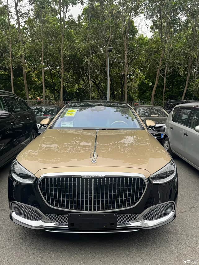 低调大佬专属迈巴赫s680