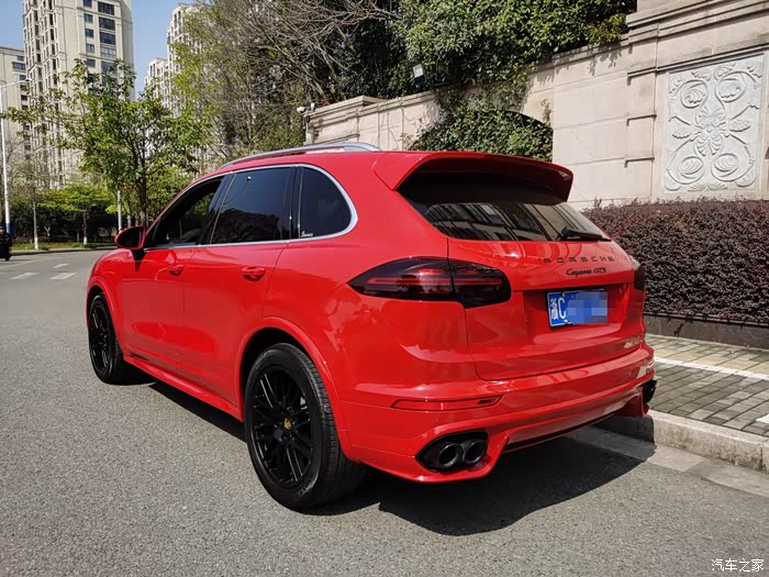 出18年上牌保时捷卡宴gts