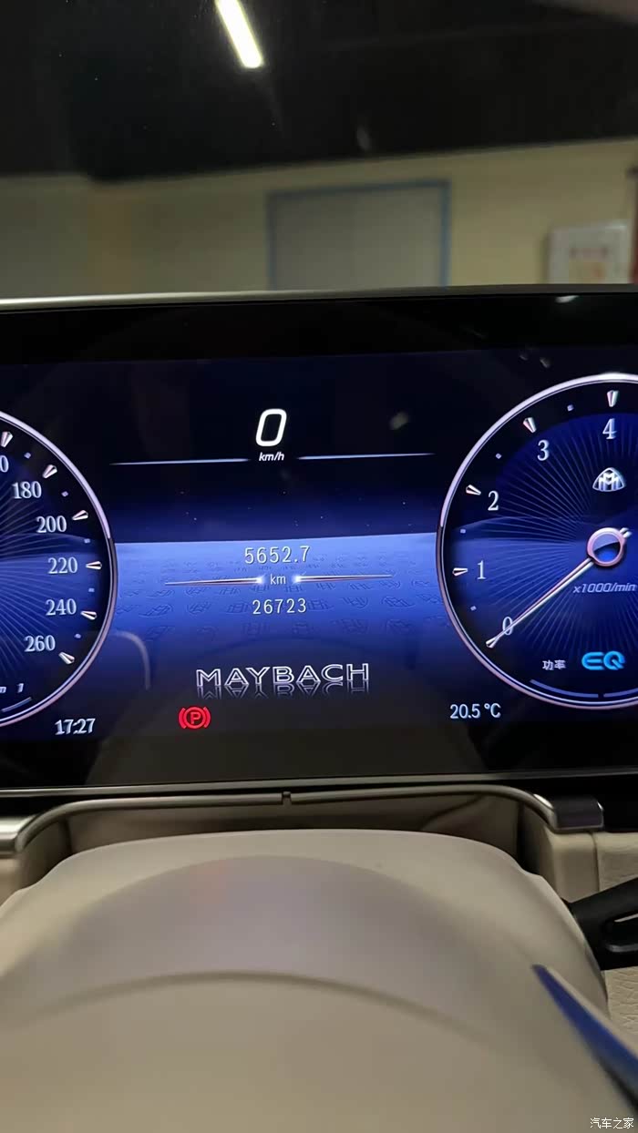 已拿下迈巴赫s4804座上牌2021年11月26000