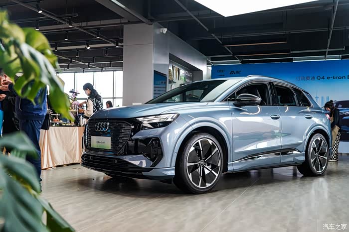 新能源挑战赛买电车最稳的选择成都空间站试驾奥迪q4etron