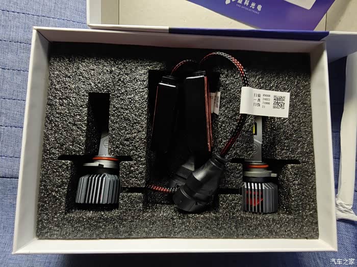 安利一款led9012型号适配12代卡罗拉低配卤素大灯灯泡
